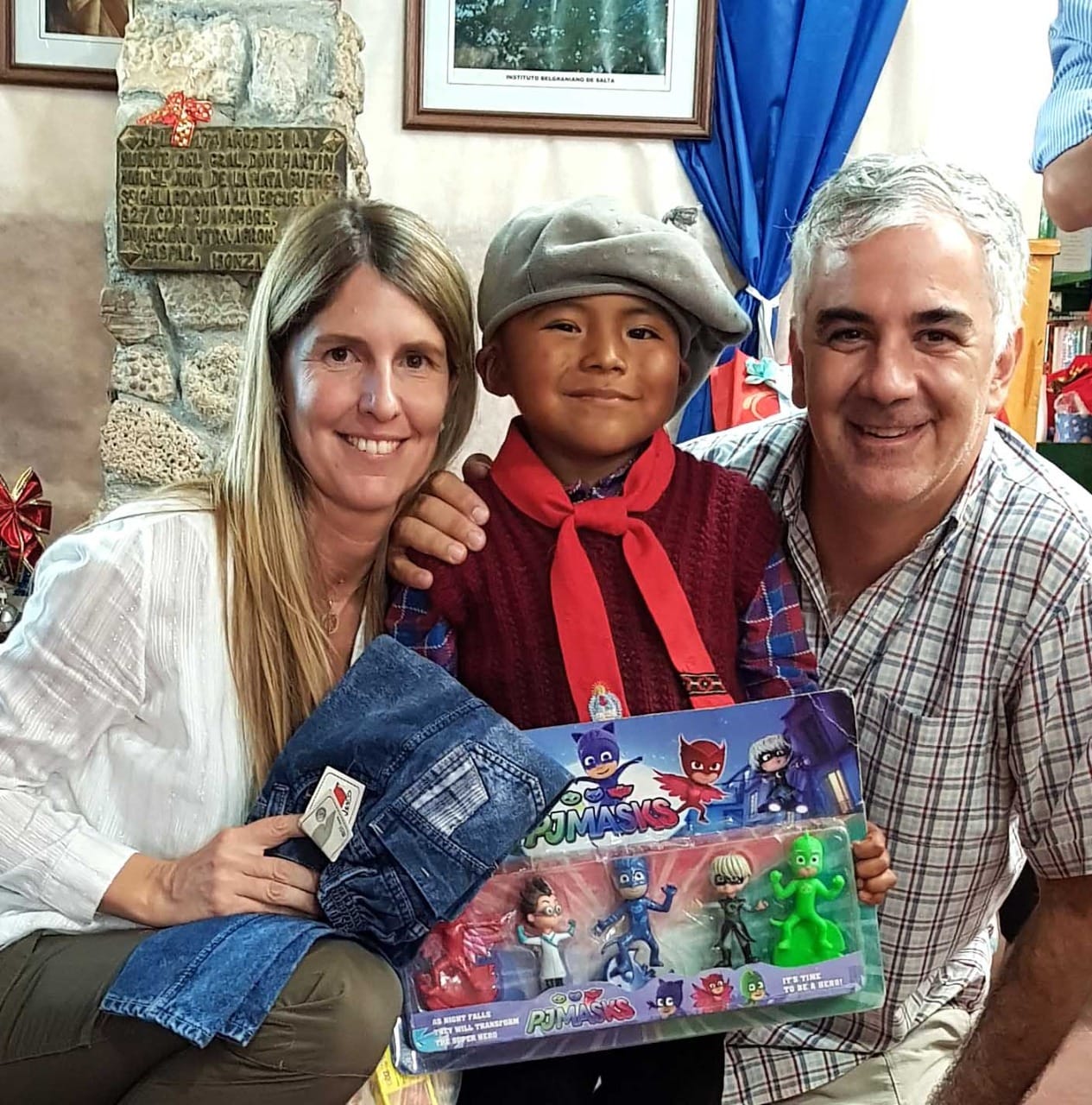 La Fundación UNIR busca 63 Reyes Magos para los chicos de Isonza y Amblayo